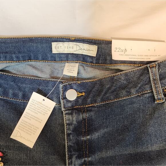 NWT Cato Mid-rise Skinny Rhinestone Embelished Jeans, Size 22WP - Picture 4 of 12
